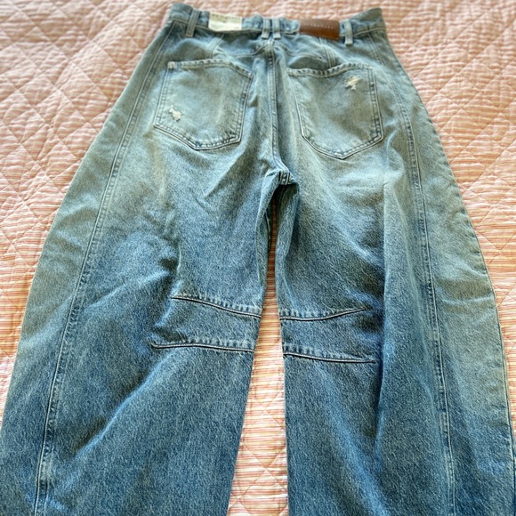 Free People - Good Luck Barrel Jeans in Barnyard Blue NWOT - Picture 3 of 5